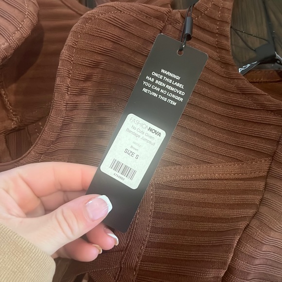 No cuts given Jumpsuit - Fashion Nova - Picture 1 of 3